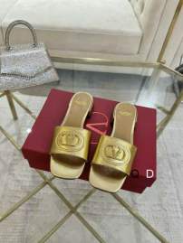 Picture of Valentino Slippers _SKUValentinosz35-40GDT040288